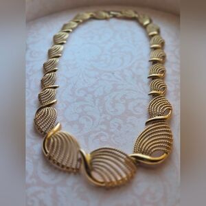 RARE Napier Gold-Tone Leaf Necklace